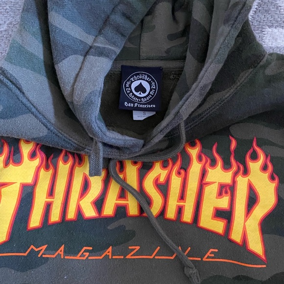 •TRASHER CAMO HOODIE• - Picture 2 of 2